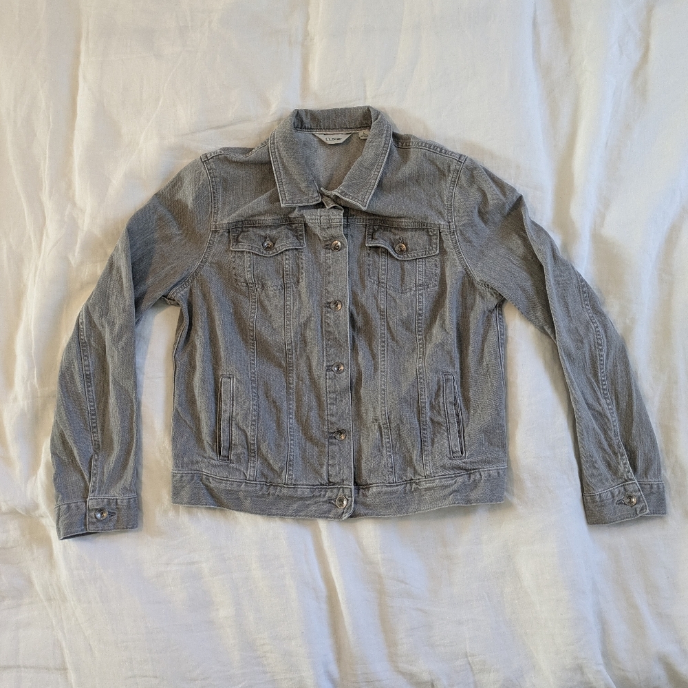 LL Bean grey jean denim jacket womens size large regular